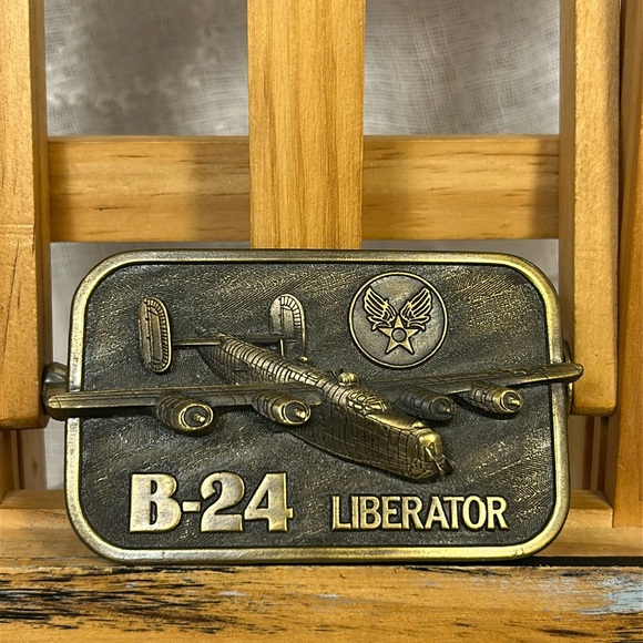 The Buckle Connection Other - Vintage B-24 Liberator Military Collector Series belt buckle